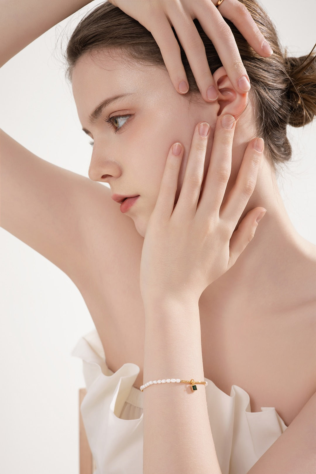 Vintage S925 Sterling Silver Pearl Bracelet - Adjustable Chain with Gold-Tone Links & Emerald-Cut Zircon Charm